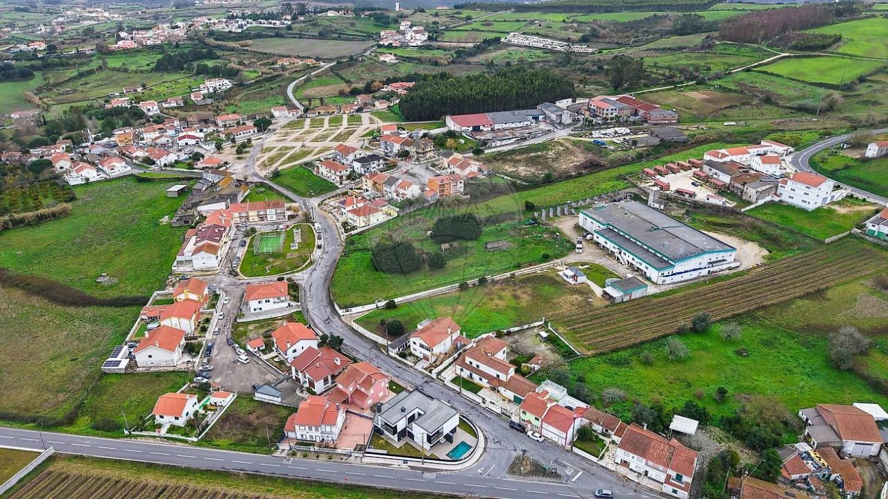 Terreno para Venda em Santo Quintino Foto 15