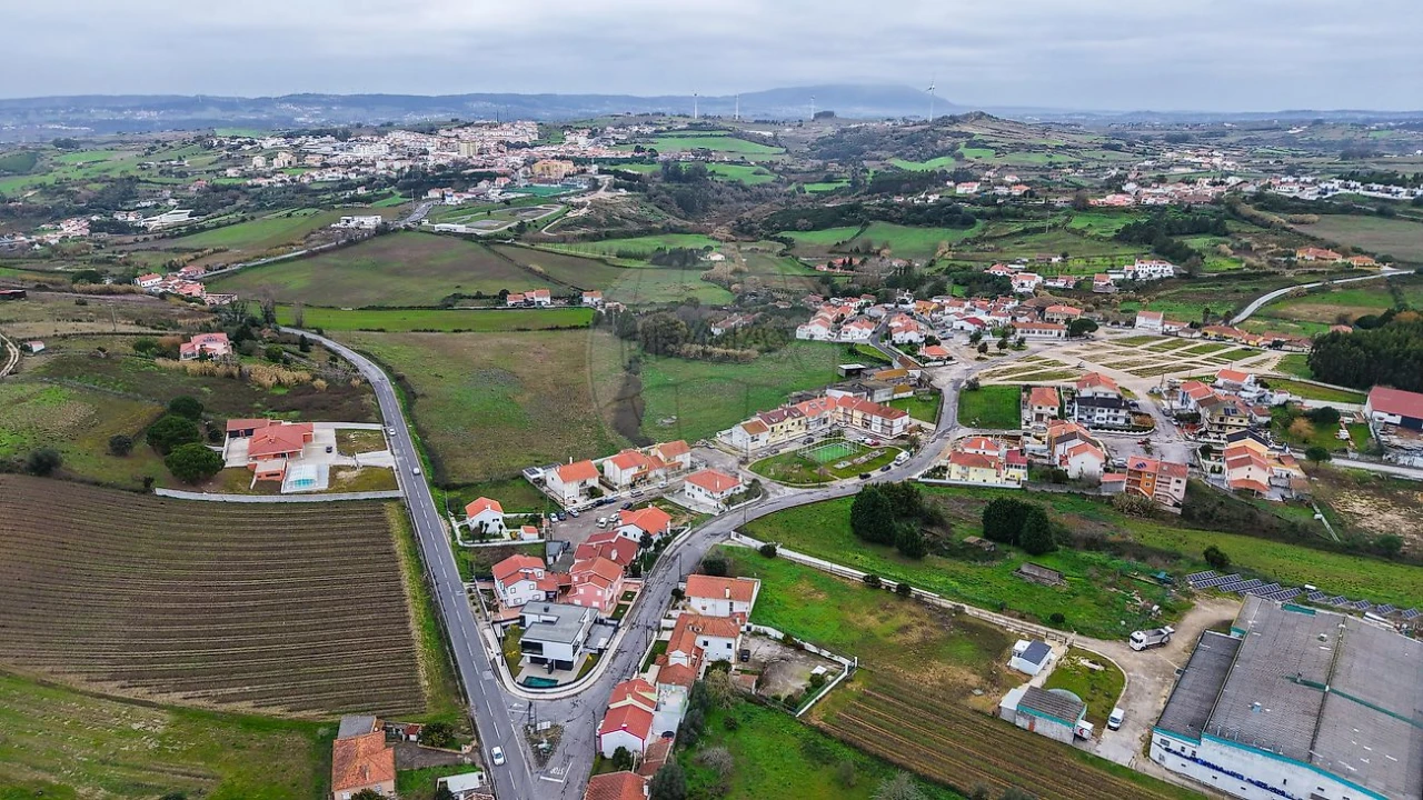 Terreno para Venda em Santo Quintino Foto 21