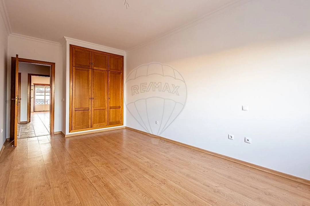Apartamento T2 para Venda em Cartaxo e Vale da Pinta Foto 5