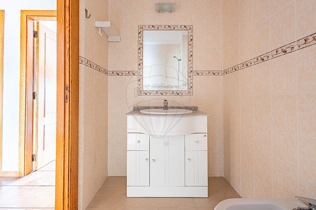 Apartamento T2 para Venda em Cartaxo e Vale da Pinta Foto 2