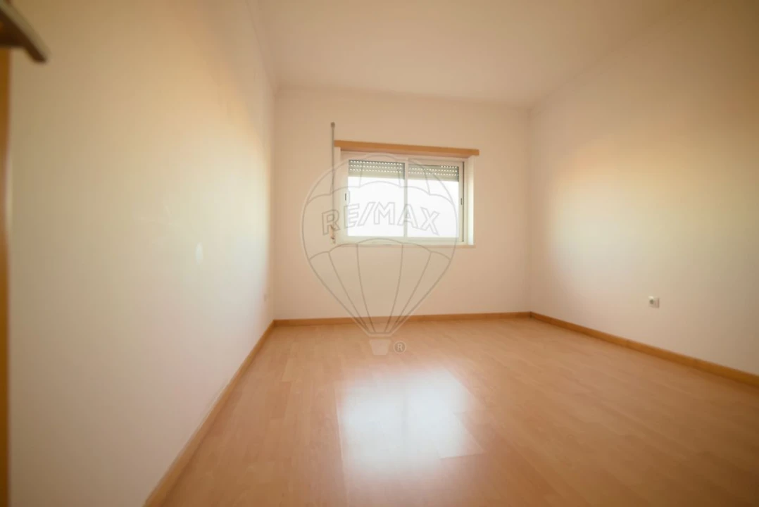 Apartamento T3 para Venda em Barreiro e Lavradio Foto 16