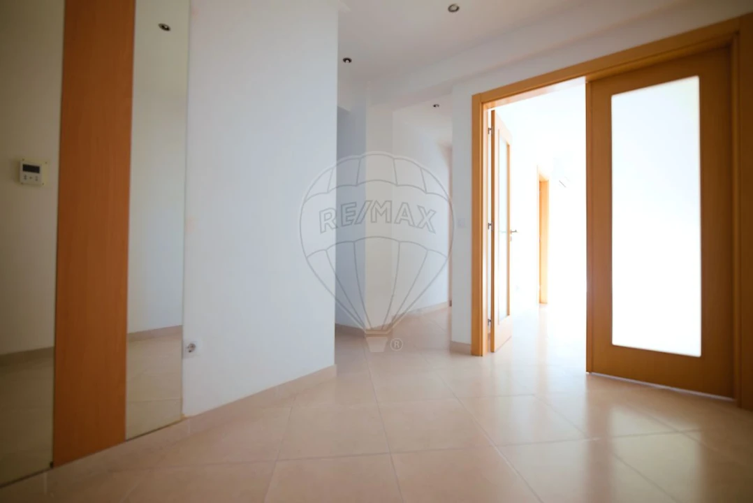 Apartamento T3 para Venda em Barreiro e Lavradio Foto 2