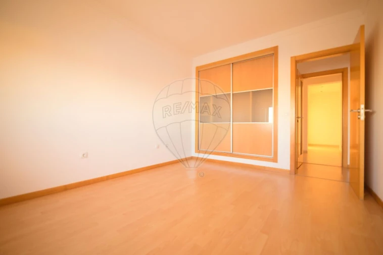 Apartamento T3 para Venda em Barreiro e Lavradio Foto 17