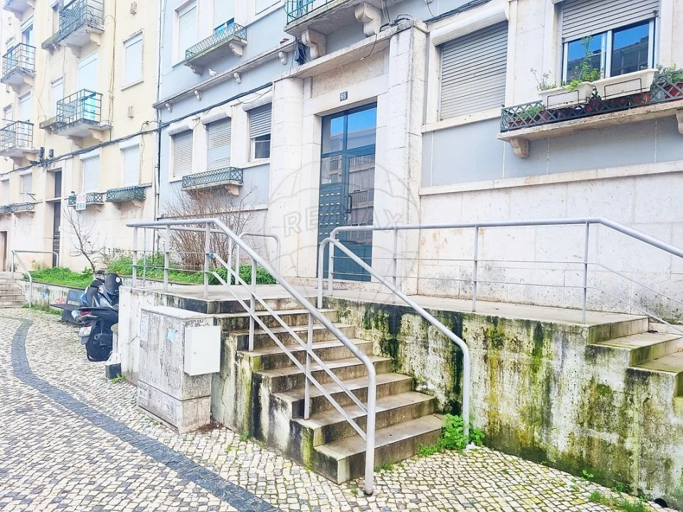 Apartamento T3 para Venda em Queluz e Belas Foto 15