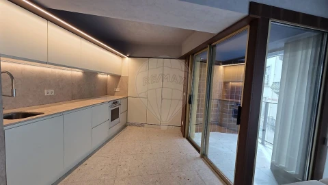 Apartamento T1 para Venda em Santo António