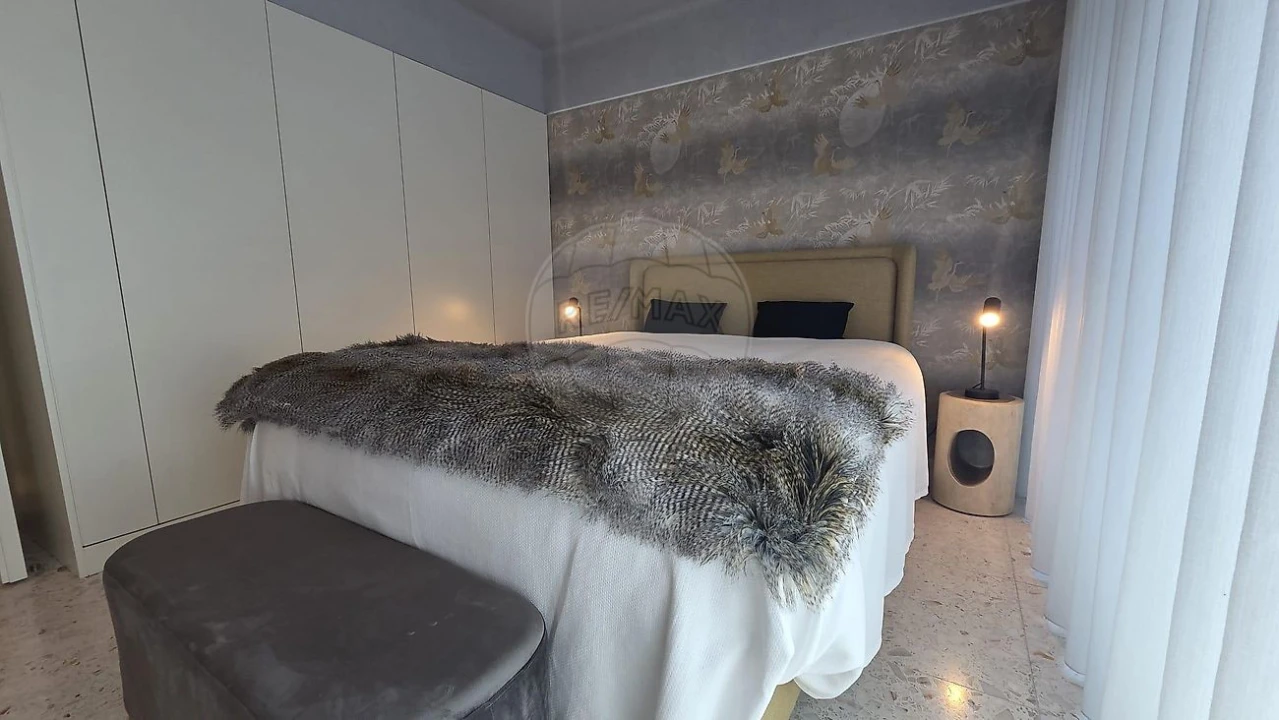 Apartamento T1 para Venda em Santo António Foto 10