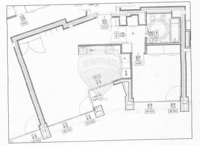Apartamento T1 para Venda em Santo António Foto 17