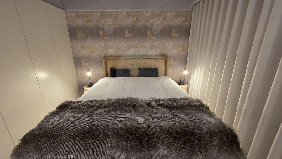 Apartamento T1 para Venda em Santo António Foto 16