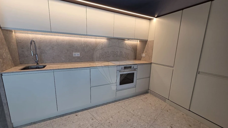 Apartamento T1 para Venda em Santo António