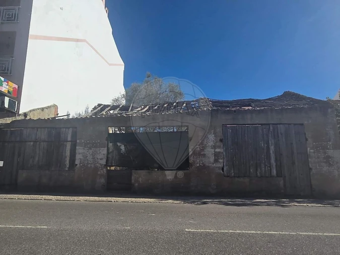 Armazém para Venda em Almargem do Bispo, Pêro Pinheiro e Montelavar Foto 3