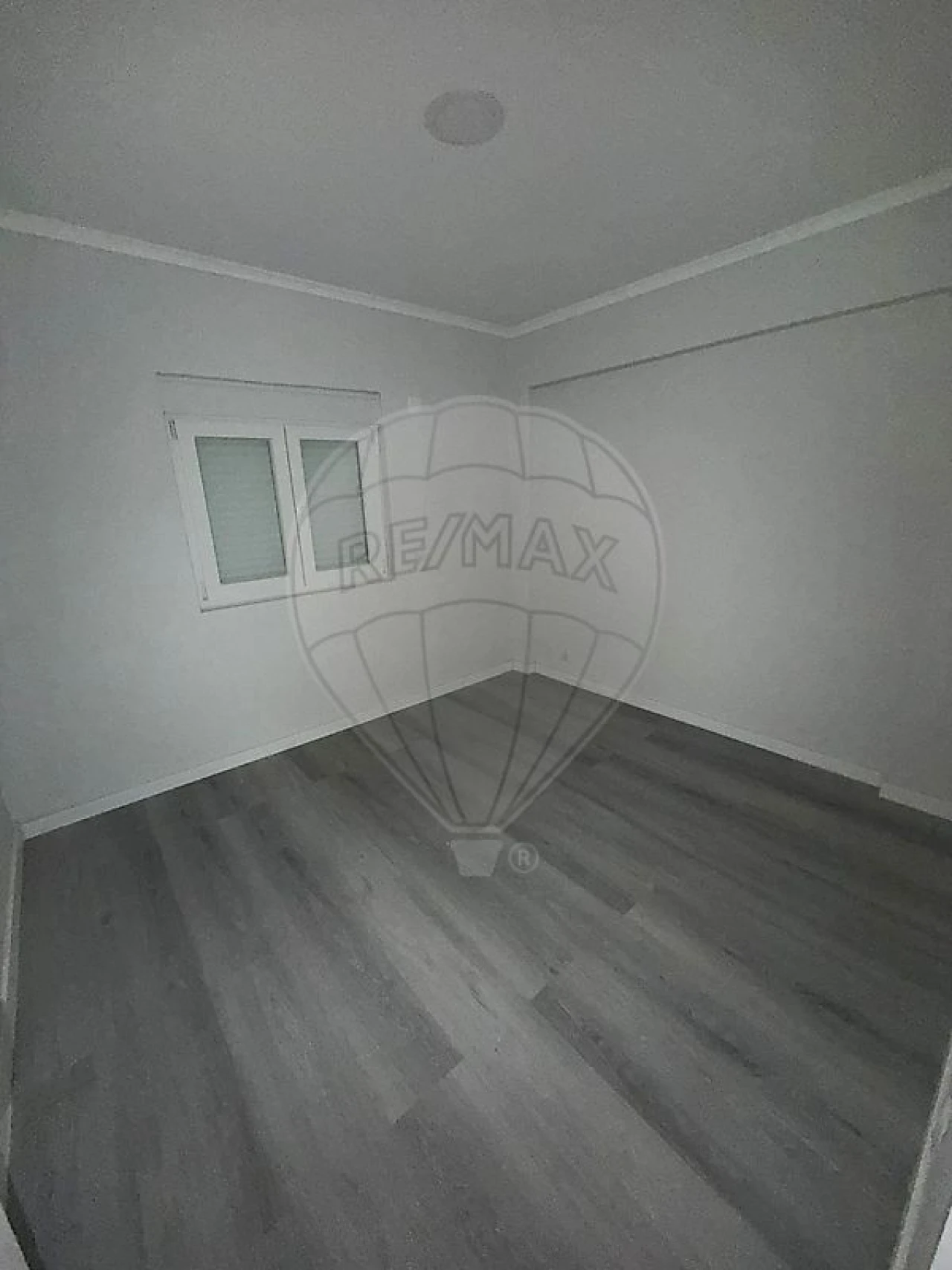 Apartamento T2 para Arrendamento em Pontinha e Famões Foto 4
