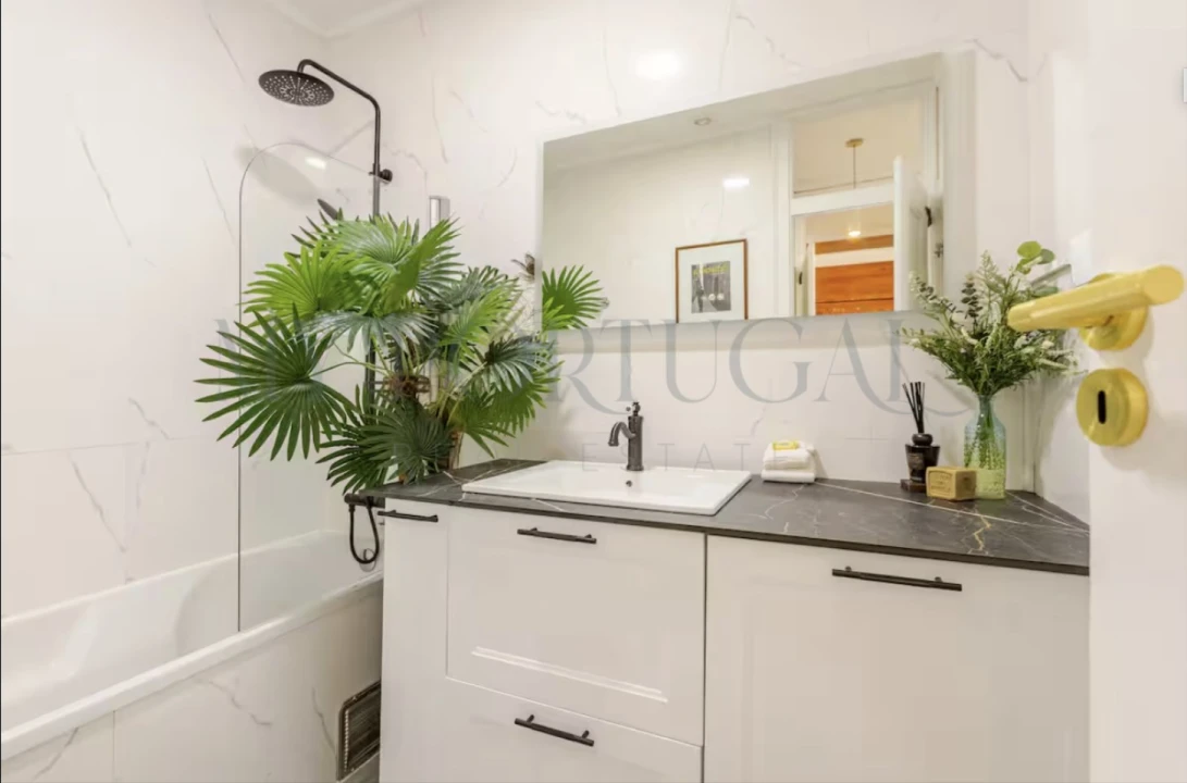 Apartamento T2 para Venda em Santa Maria Maior Foto 12