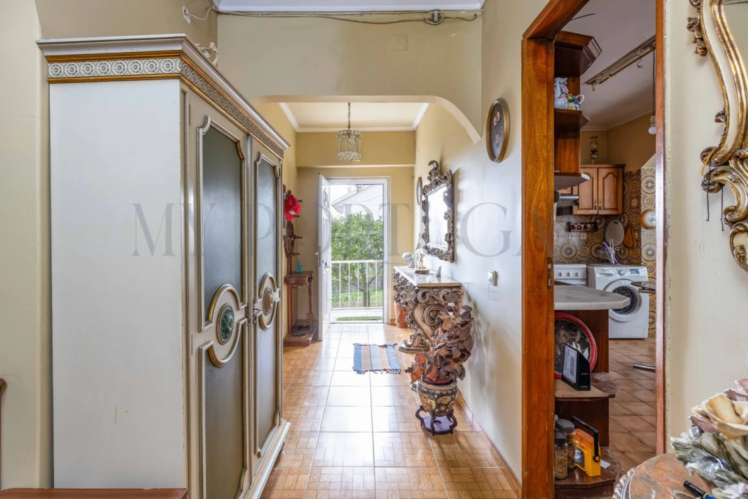 Moradia T4 para Venda em Queluz e Belas Foto 8