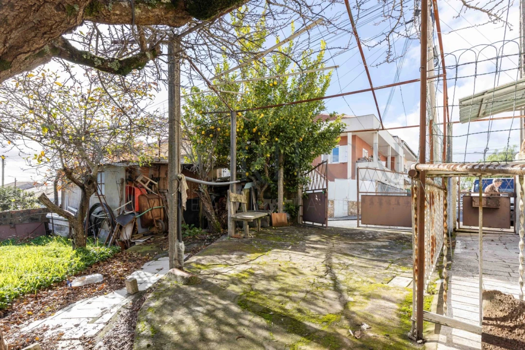 Moradia T4 para Venda em Queluz e Belas Foto 32