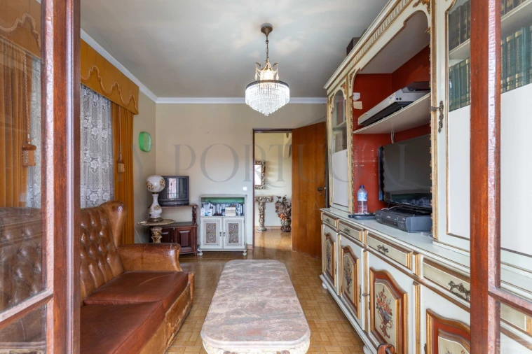 Moradia T4 para Venda em Queluz e Belas Foto 13