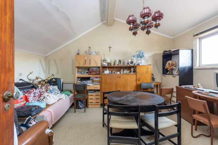 Moradia T4 para Venda em Queluz e Belas Foto 16