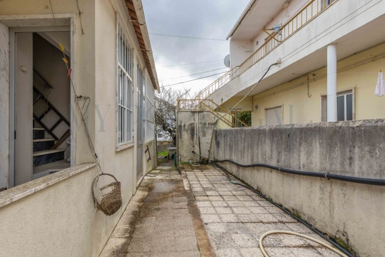 Moradia T4 para Venda em Queluz e Belas Foto 21