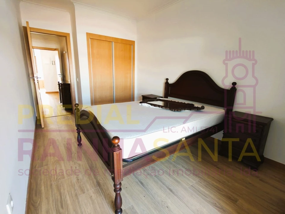 Apartamento T2 para Arrendamento em Santa Clara e Castelo Viegas Foto 7