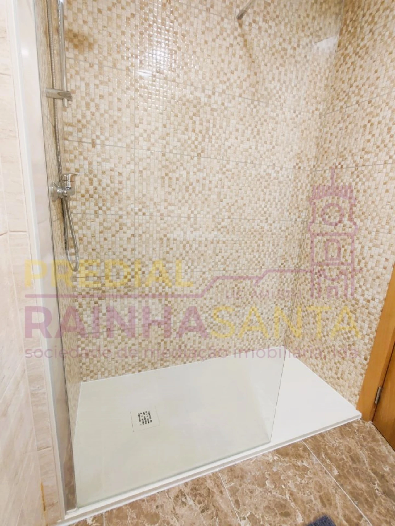 Apartamento T2 para Arrendamento em Santa Clara e Castelo Viegas Foto 14