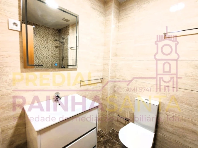 Apartamento T2 para Arrendamento em Santa Clara e Castelo Viegas Foto 15