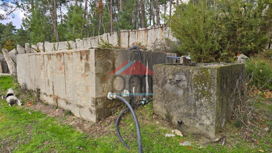 Moradia T3 para Venda em Boivão Foto 17