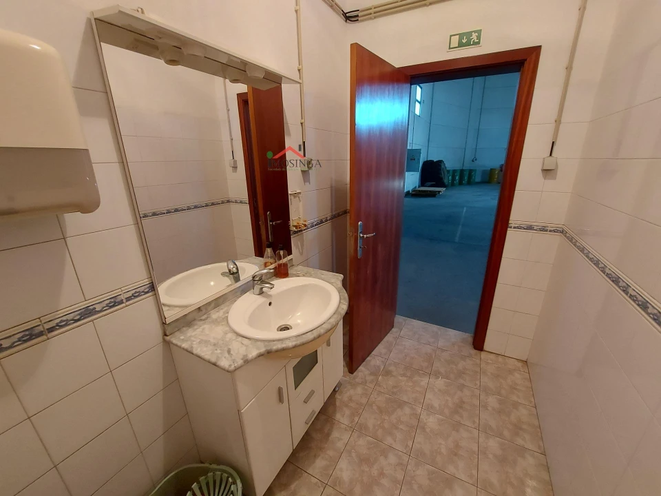 Armazém para Arrendamento em Ferreira do Alentejo e Canhestros Foto 18