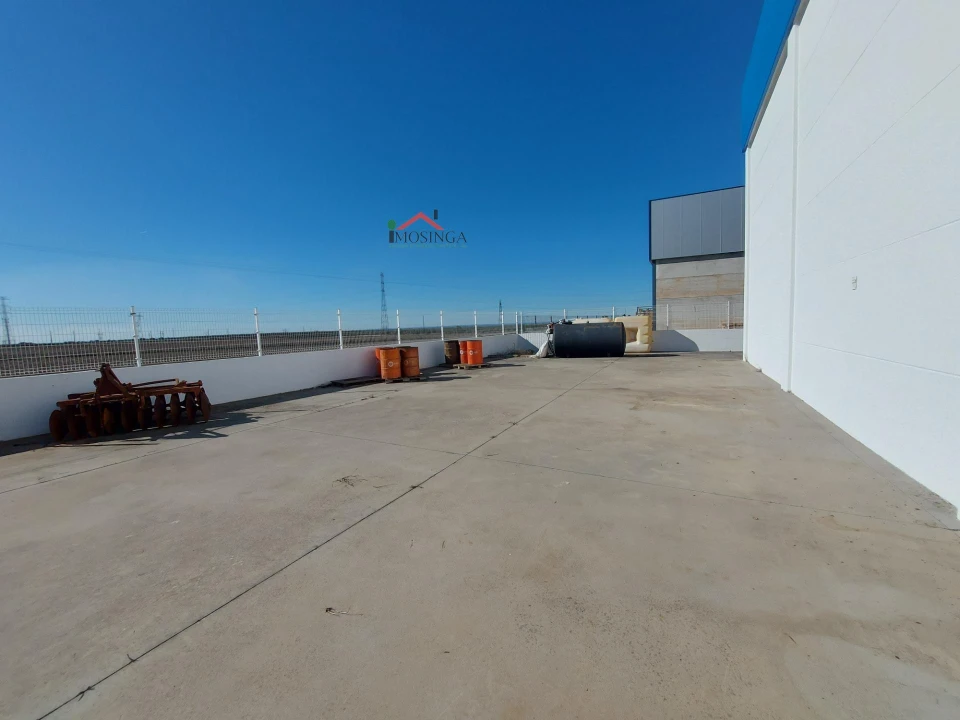 Armazém para Arrendamento em Ferreira do Alentejo e Canhestros Foto 4