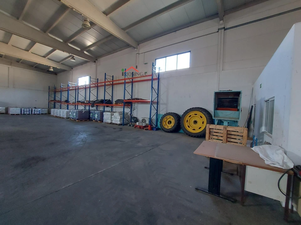 Armazém para Arrendamento em Ferreira do Alentejo e Canhestros Foto 6