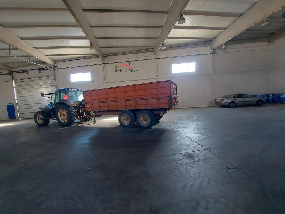 Armazém para Arrendamento em Ferreira do Alentejo e Canhestros Foto 8