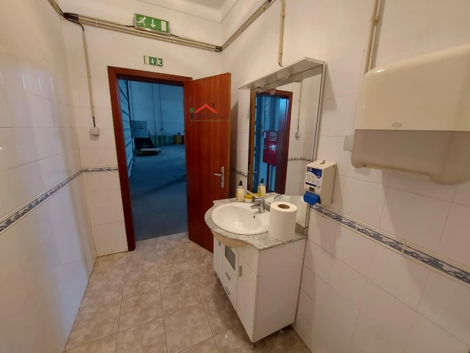 Armazém para Arrendamento em Ferreira do Alentejo e Canhestros Foto 22