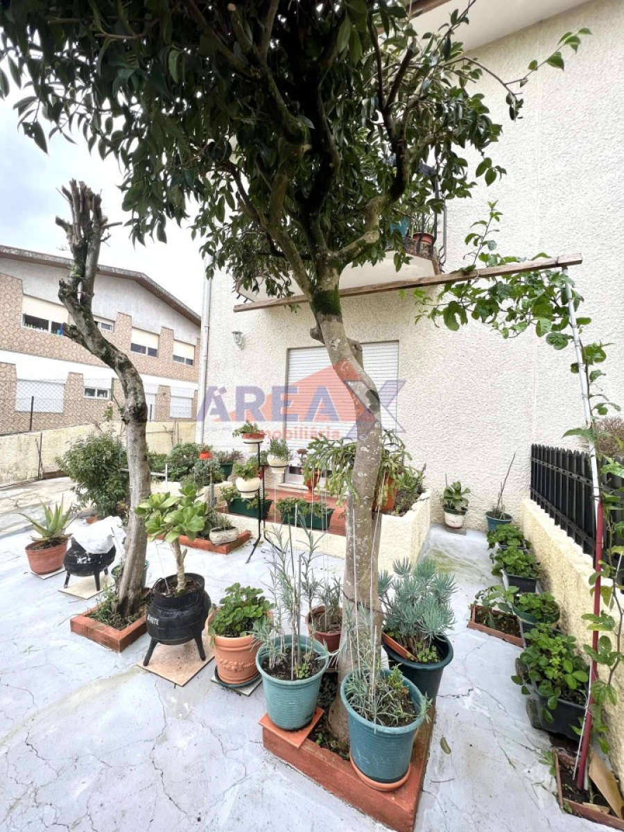 Moradia T3 para Venda em O. Azeméis, Riba-Ul, Ul, Macinhata Seixa, Madail Foto 2