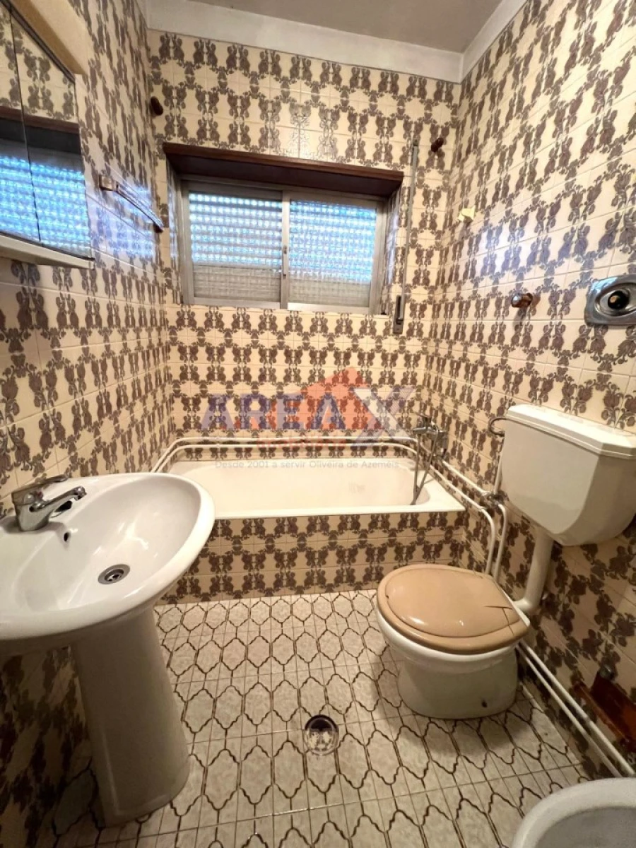 Moradia T3 para Venda em O. Azeméis, Riba-Ul, Ul, Macinhata Seixa, Madail Foto 19