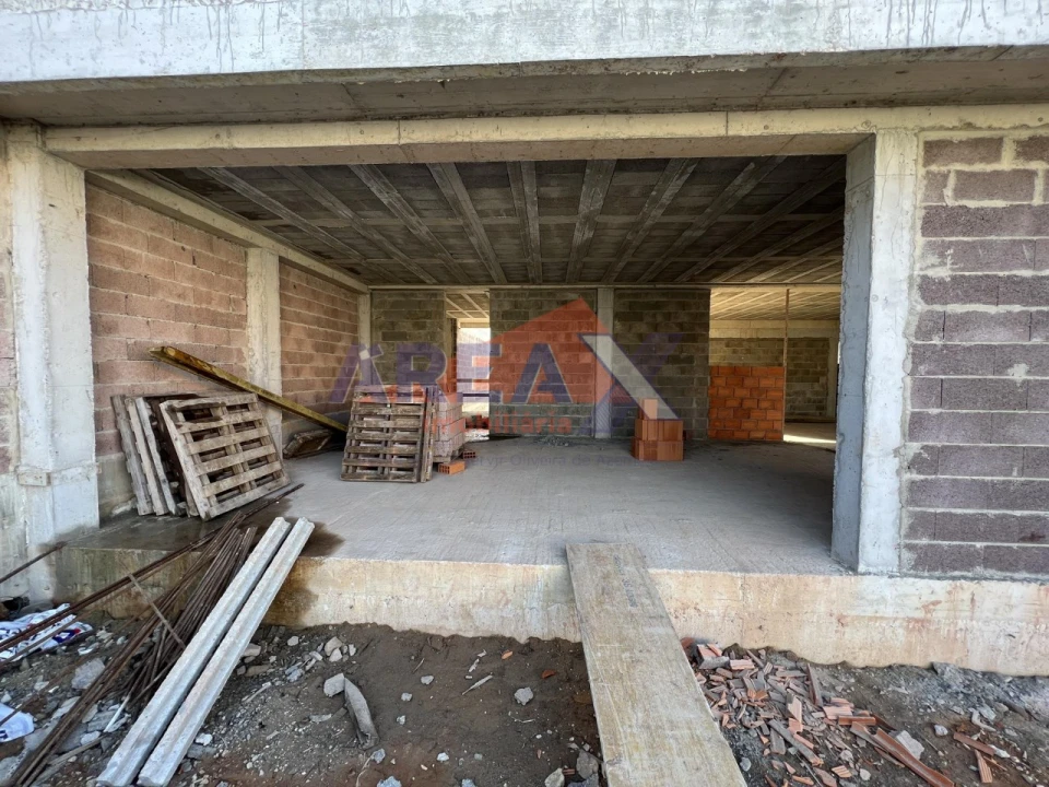 Moradia T3 para Venda em Vila de Cucujães Foto 3