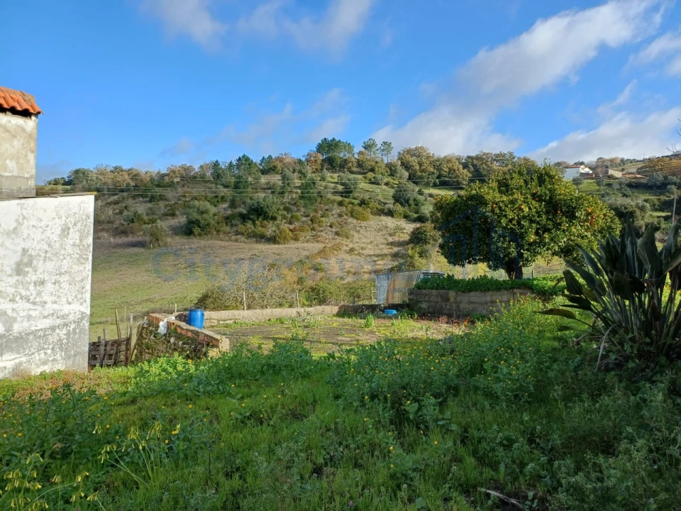 Moradia T2 para Venda em Reguengo do Fetal Foto 25