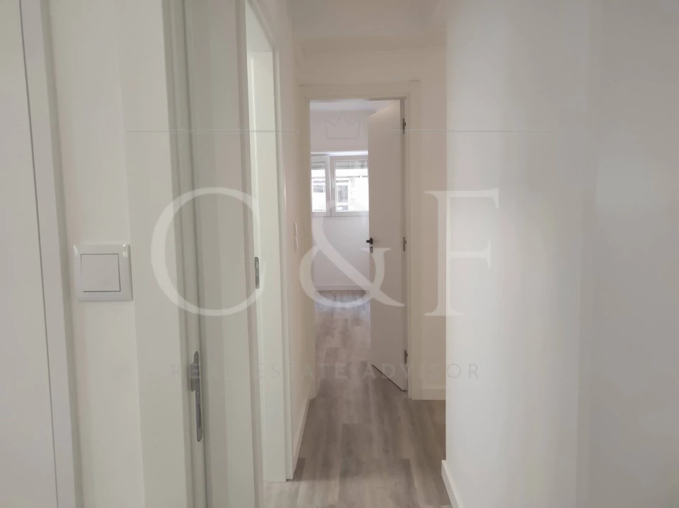 Apartamento T2 para Venda em Massamá e Monte Abraão Foto 14