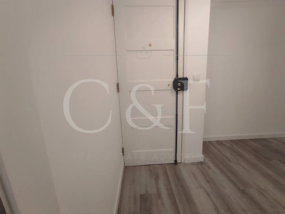 Apartamento T2 para Venda em Massamá e Monte Abraão Foto 12