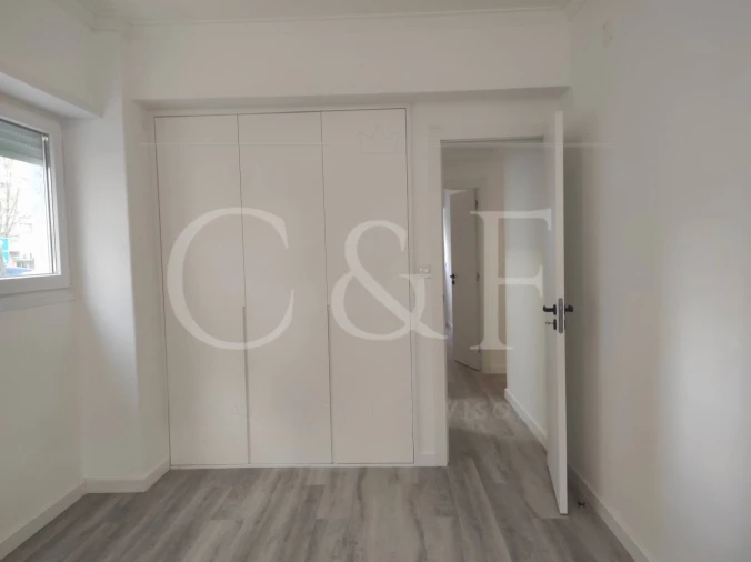 Apartamento T2 para Venda em Massamá e Monte Abraão Foto 21