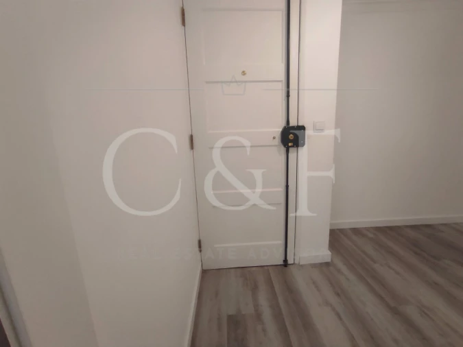 Apartamento T2 para Venda em Massamá e Monte Abraão Foto 12