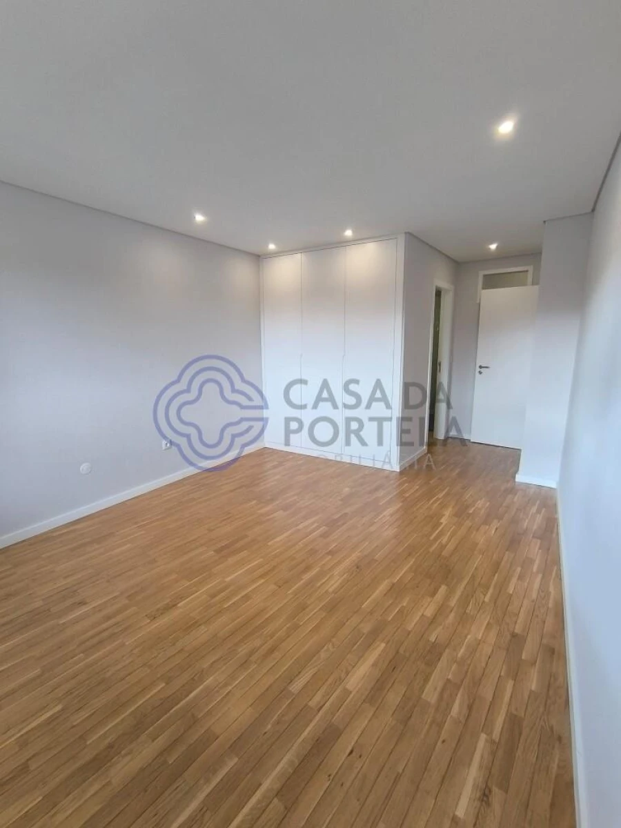 Apartamento T2 para Venda em São Mamede de Infesta e Senhora da Hora Foto 11