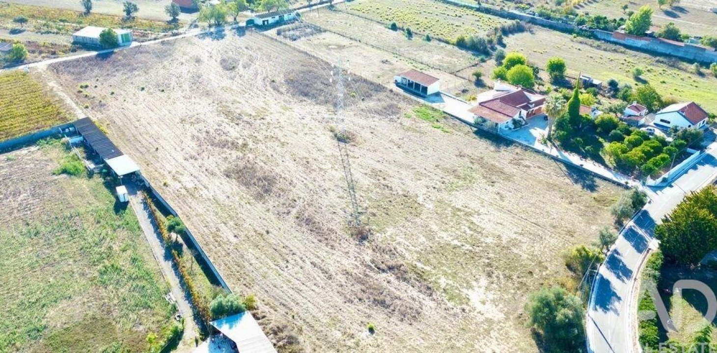 Terreno para Venda em Quinta do Anjo Foto 1