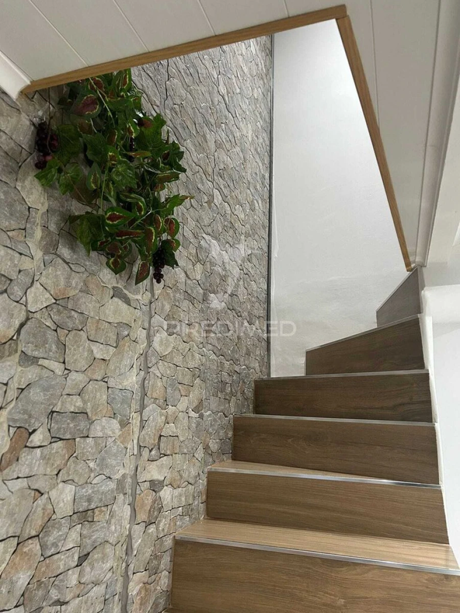 Moradia T1 para Venda em Poiares e Canelas Foto 17