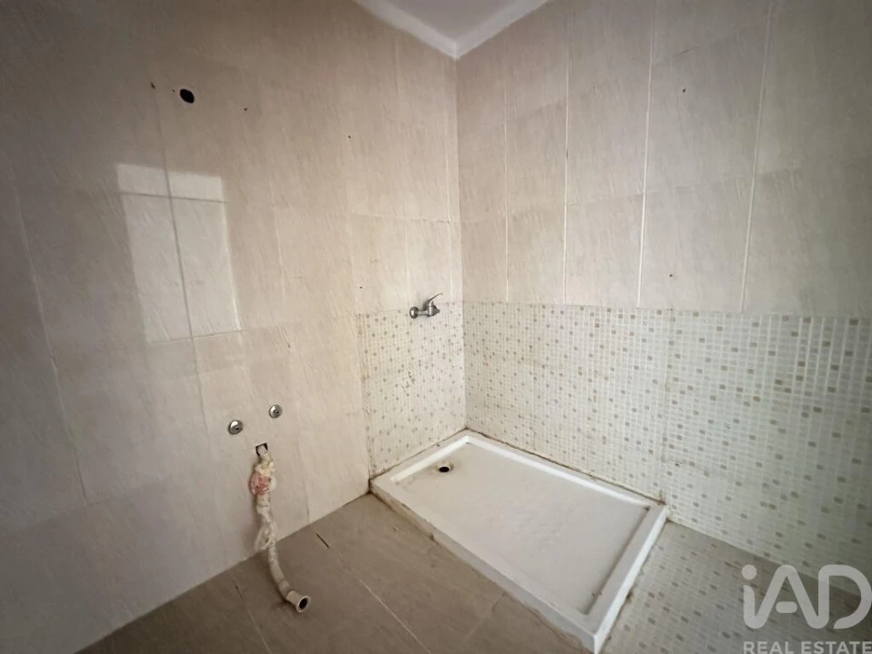 Moradia T3 para Venda em Lage Foto 12