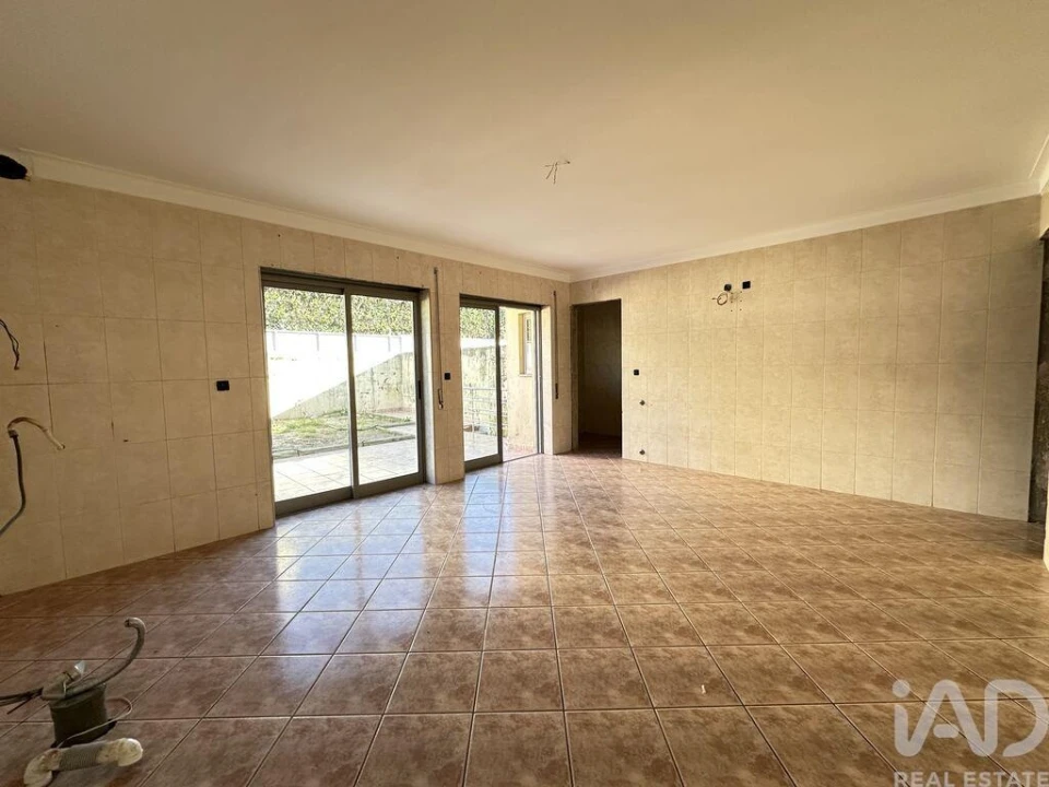 Moradia T3 para Venda em Lage Foto 32