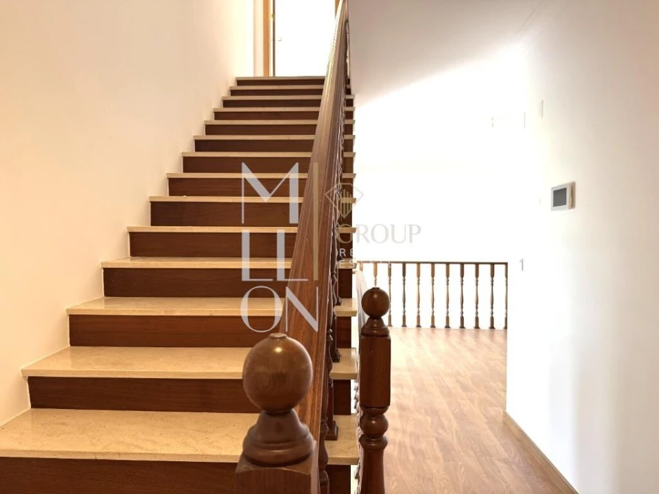 Moradia T4 para Venda em Sesimbra (Castelo) Foto 31