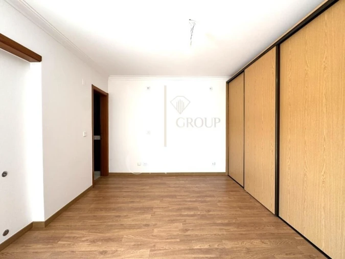 Moradia T4 para Venda em Sesimbra (Castelo) Foto 26