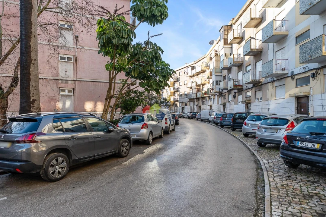 Apartamento T1 para Venda em Alto do Seixalinho, Santo André e Verderena Foto 21
