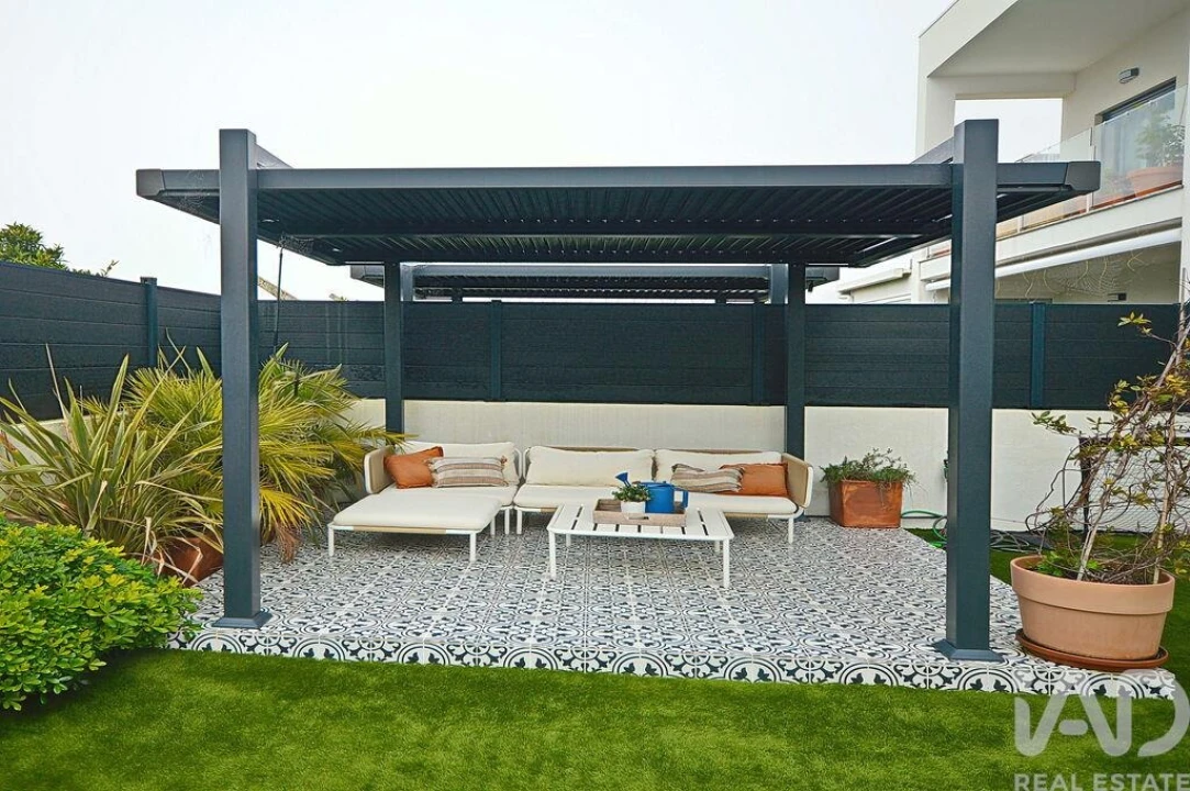 Moradia T4 para Venda em Fernao Ferro Foto 23