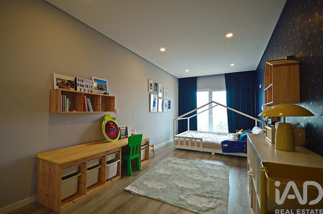 Moradia T4 para Venda em Fernao Ferro Foto 14