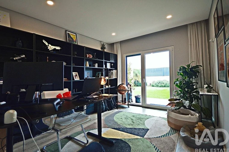 Moradia T4 para Venda em Fernao Ferro Foto 8