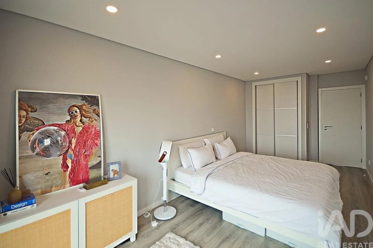 Moradia T4 para Venda em Fernao Ferro Foto 12